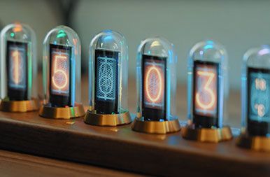 Nixie tube clock
